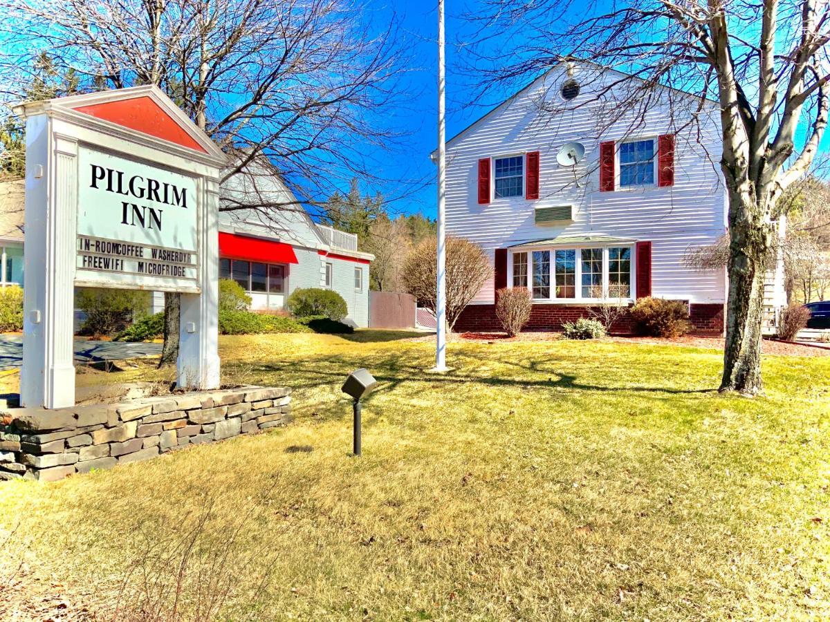 Pilgrim Inn Lee Exterior photo